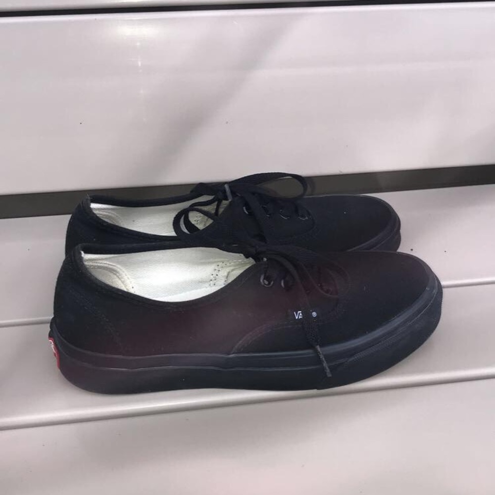 All black era vans